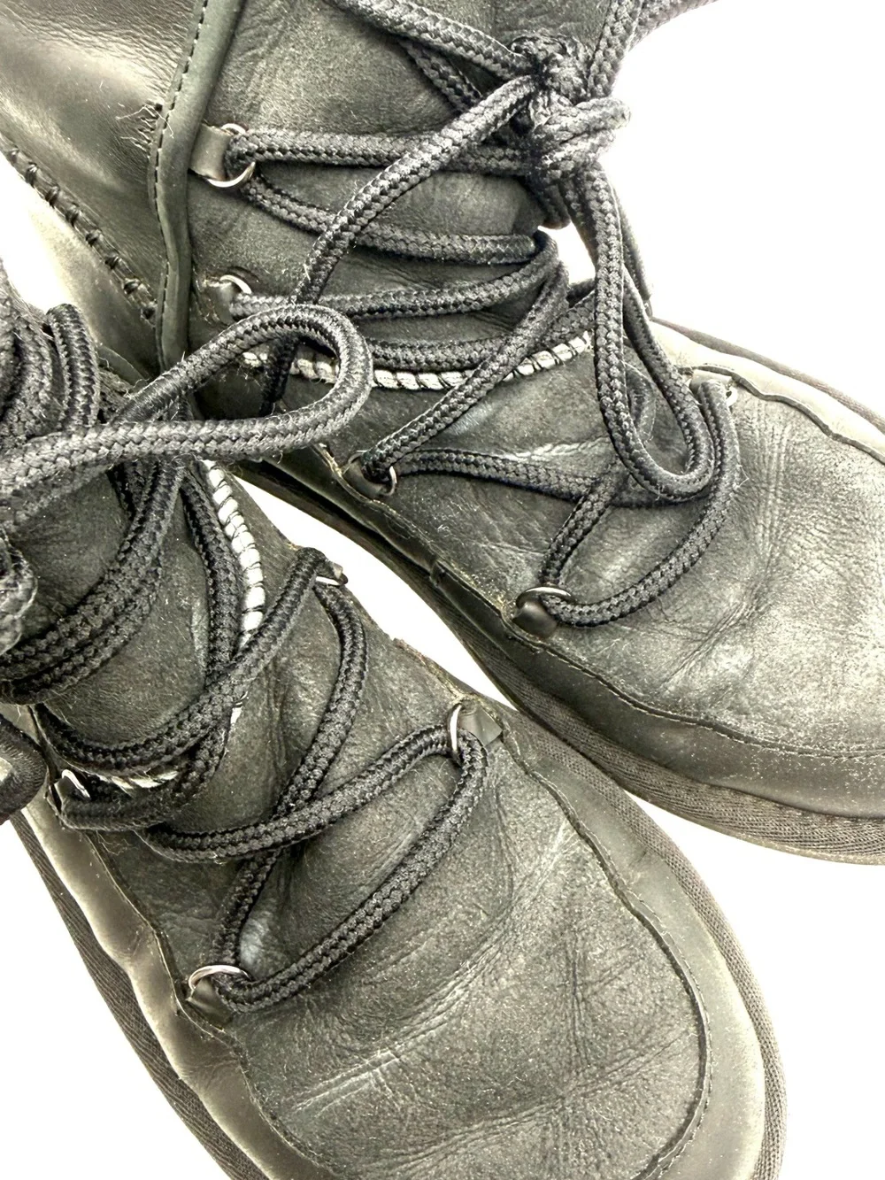 Ugg Black Lodge Lace Up Boot 7 Style 1013941